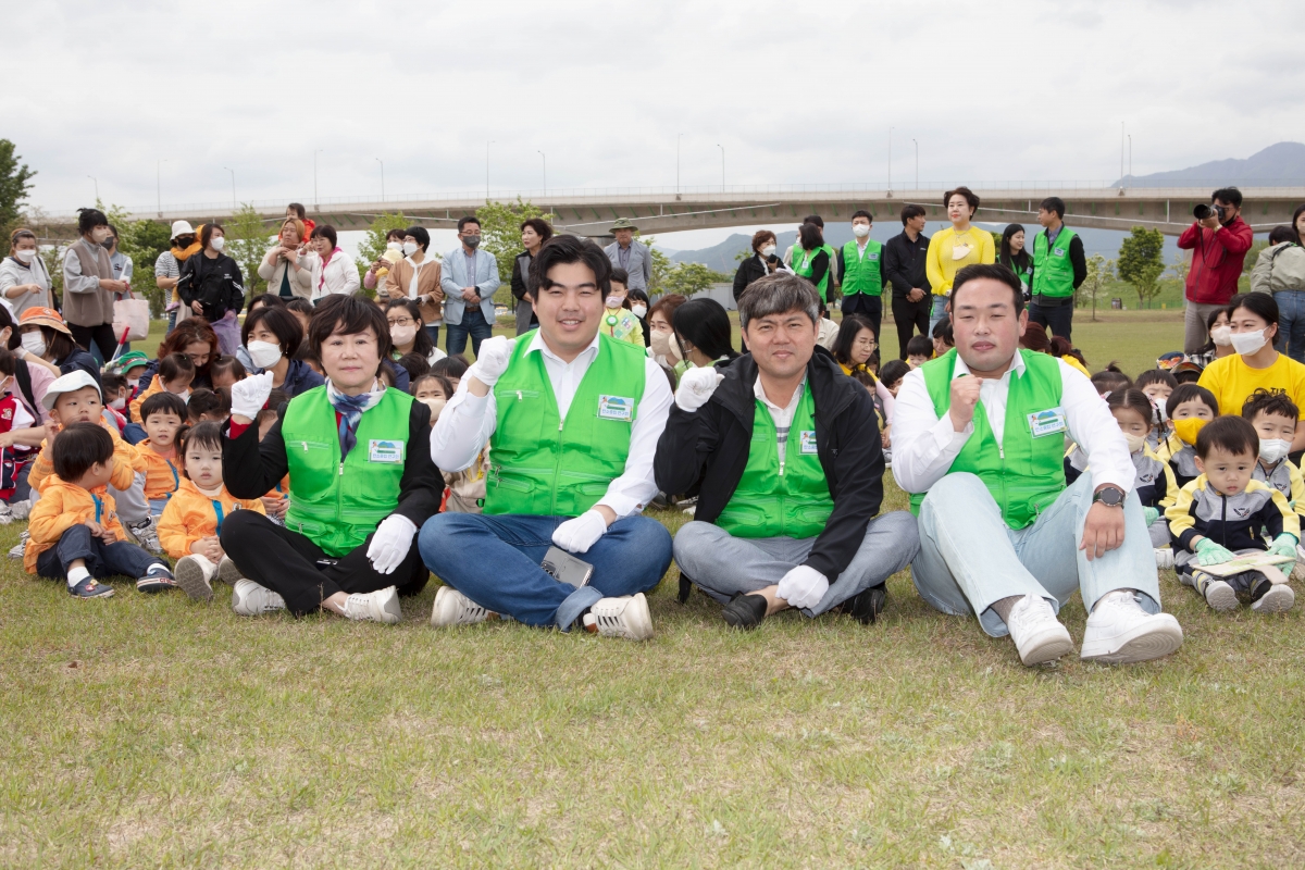 20230424-005[IMG_4568-구미시의회 의원연구단체 탄소중립연구회 탄소중립 실천대회 참가.jpg