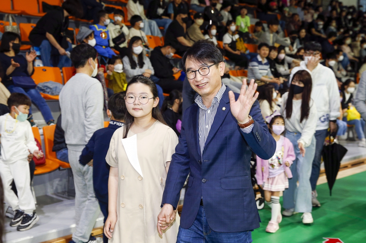20230505-037[_P7U0213-제101회 어린이날 기념행사.jpg