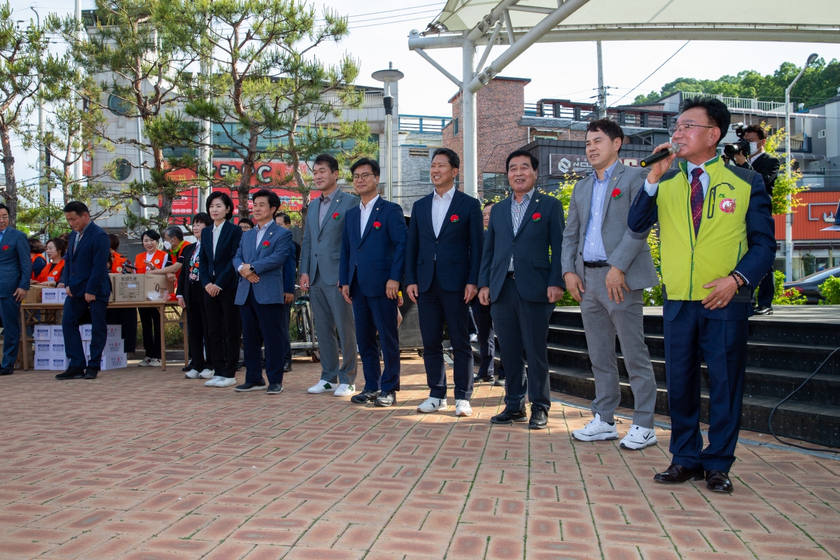 20230508-070[_P7U0847-데한민국 써포터즈 봉사단 어버이날 효 잔치.JPG