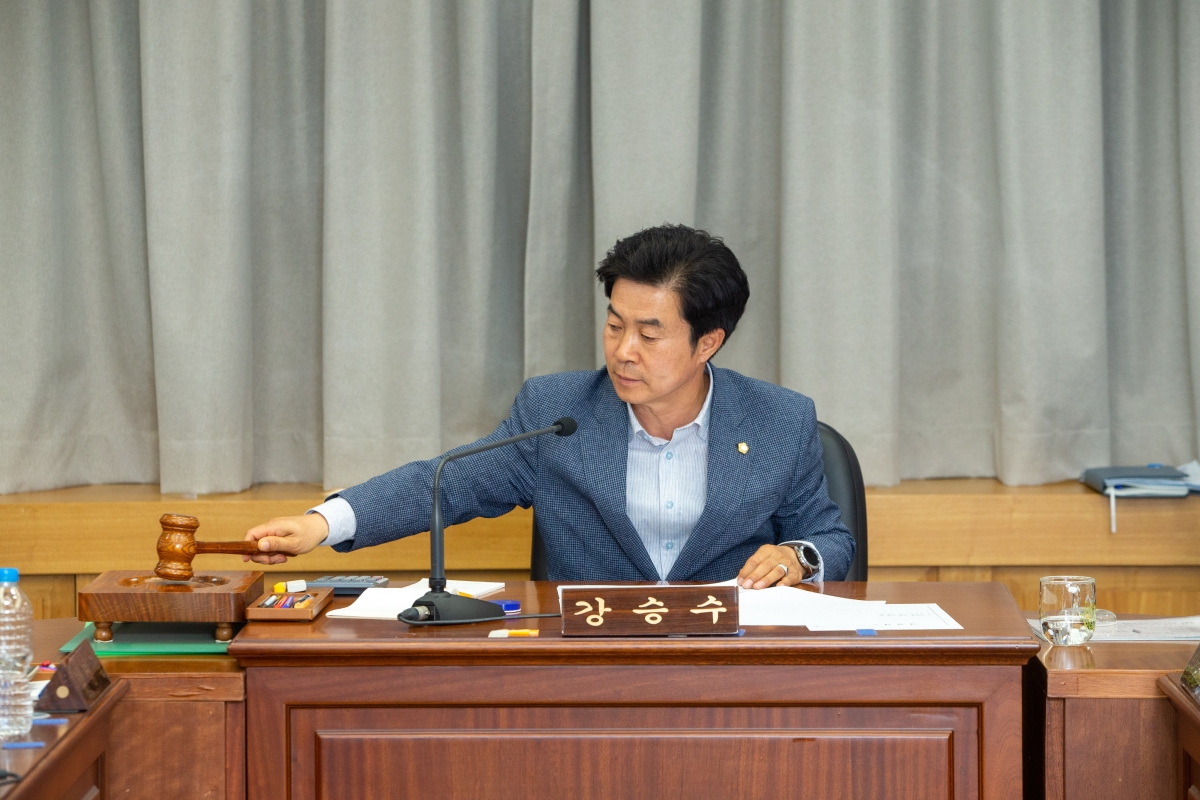 20230509-027[_P7U0930-제267회 임시회 제1차 신공항이전지원특별위원회 활동.JPG