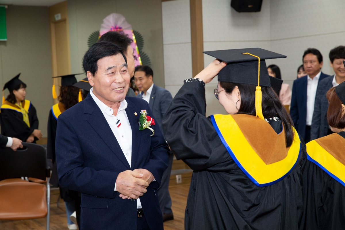 20230509-079[_P7U1018-인동농협 제15기 여성대학 수료식.jpg