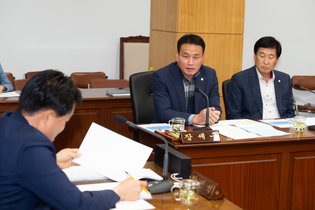 20230510-036[_P7U1106-제267회 임시회 산업건설위원회 조례안 심사활동.JPG