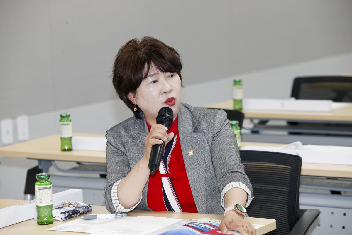20230511-078[_P7U1240-1-제267회 임시회시 산업건설위원회 충남 천안시 포크빌축산물공판장 비교견학.jpg