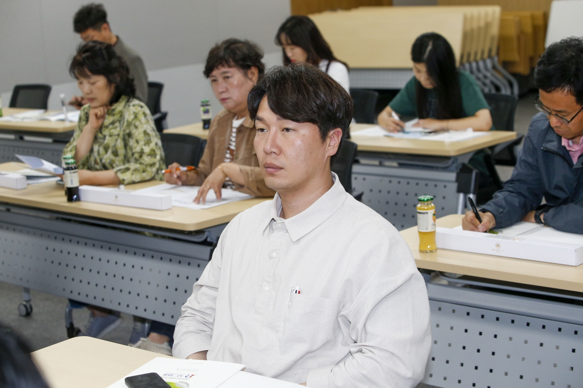 20230511-084[_P7U1256-1-제267회 임시회시 산업건설위원회 충남 천안시 포크빌축산물공판장 비교견학.jpg