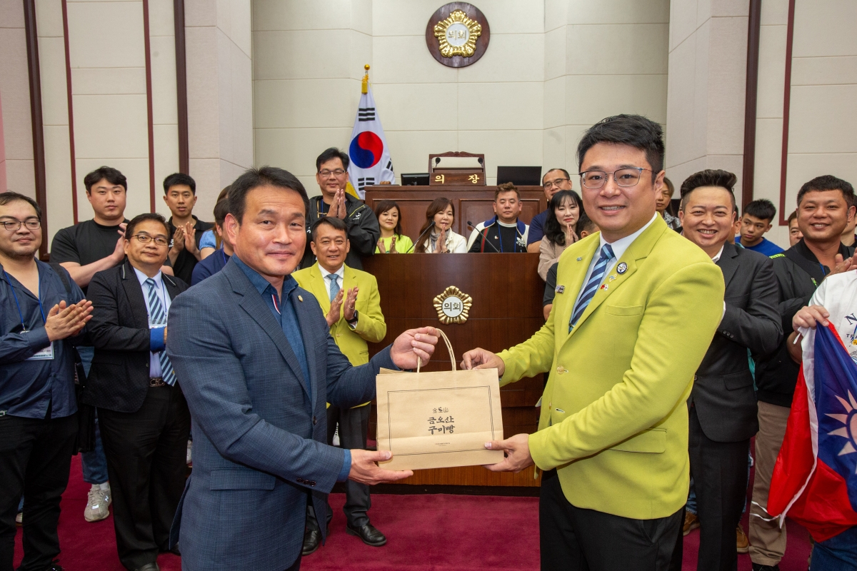 20230519-008[_P7U2374-대만 대원시 JC회장단 의회 방문.JPG