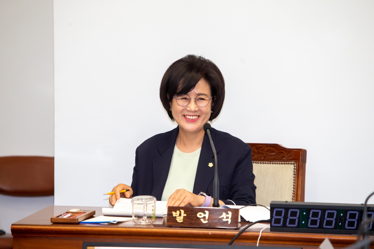 20230605-029[_P7U4211-제268회 정례회 기획행정위원회 조례안 심사활동.JPG