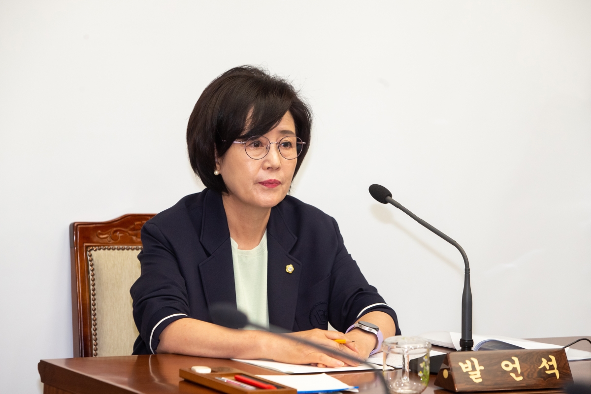 20230605-033[_P7U4222-제268회 정례회 기획행정위원회 조례안 심사활동.JPG