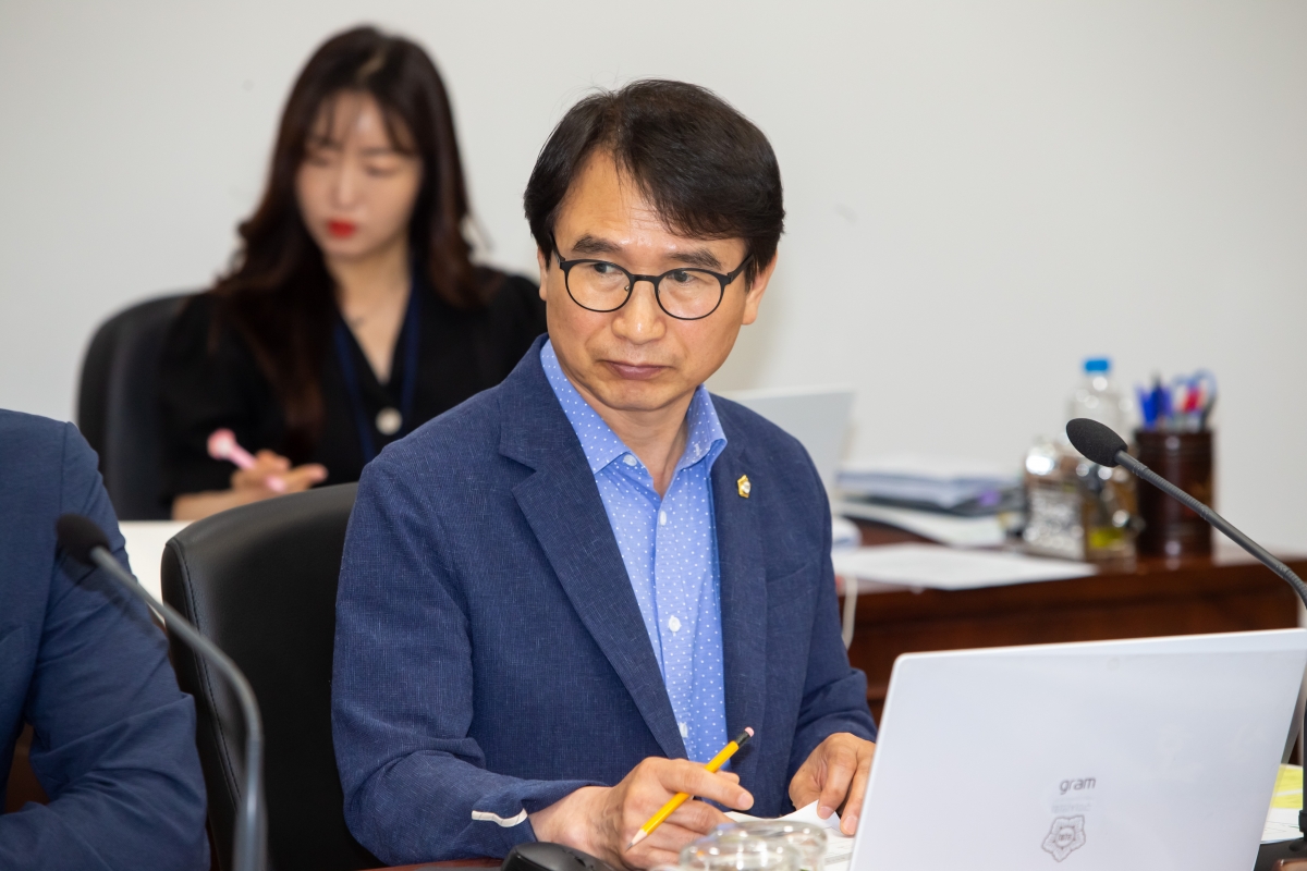 20230605-052[_P7U4248-제268회 정례회 산업건설위원회 조례안 심사활동.JPG