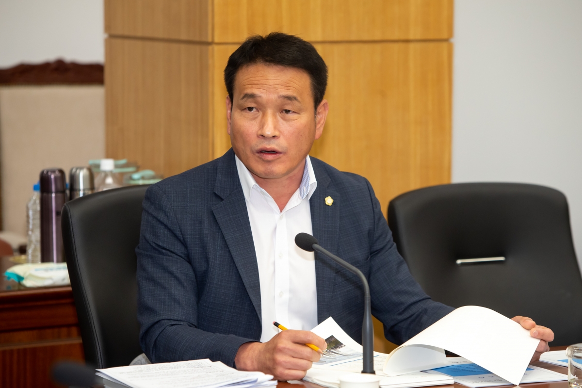 20230605-047[_P7U4232-제268회 정례회 산업건설위원회 조례안 심사활동.JPG