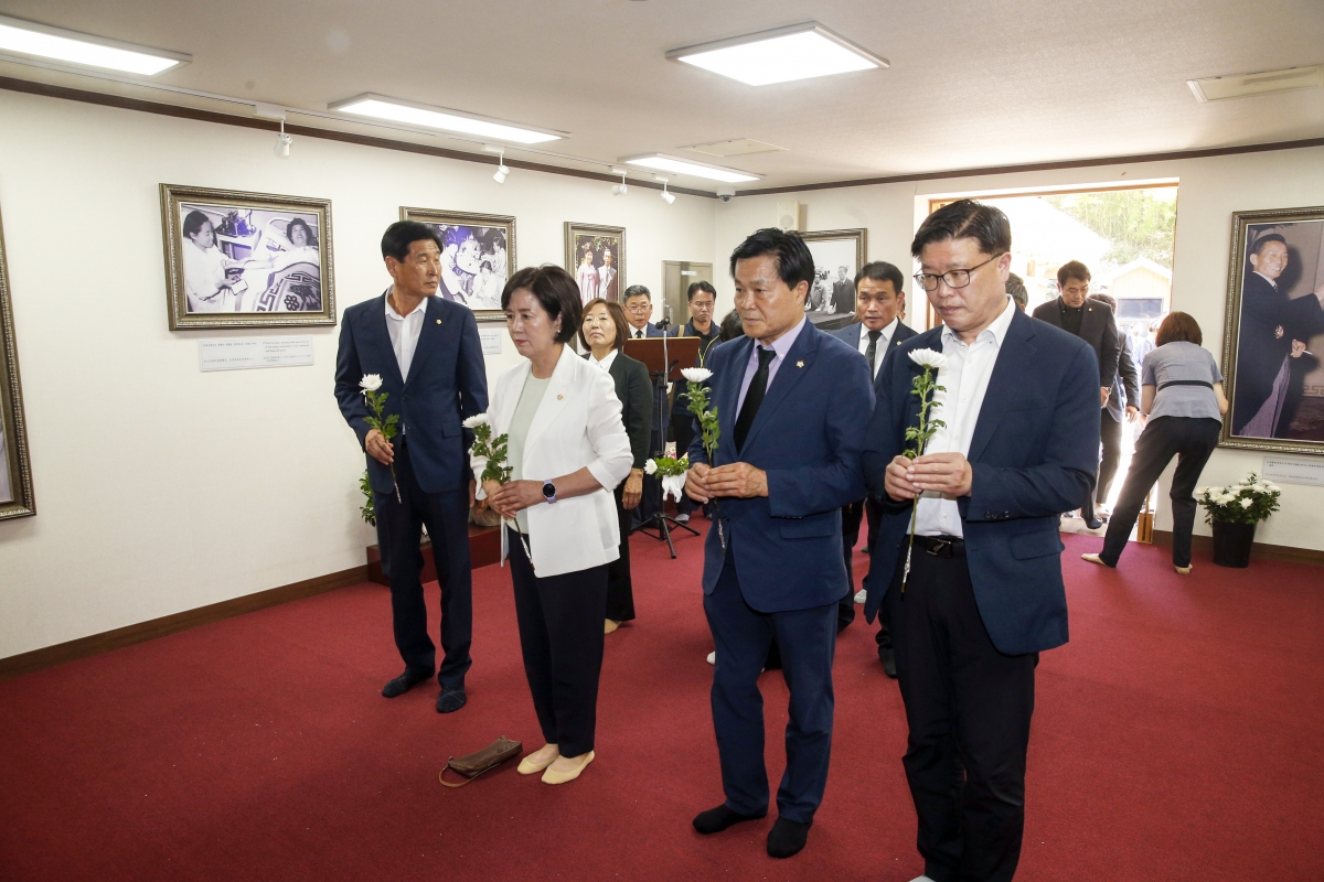 20230606-089[_P7U4452-1-제68회 현충일 박정희대통령 생가 추념.jpg