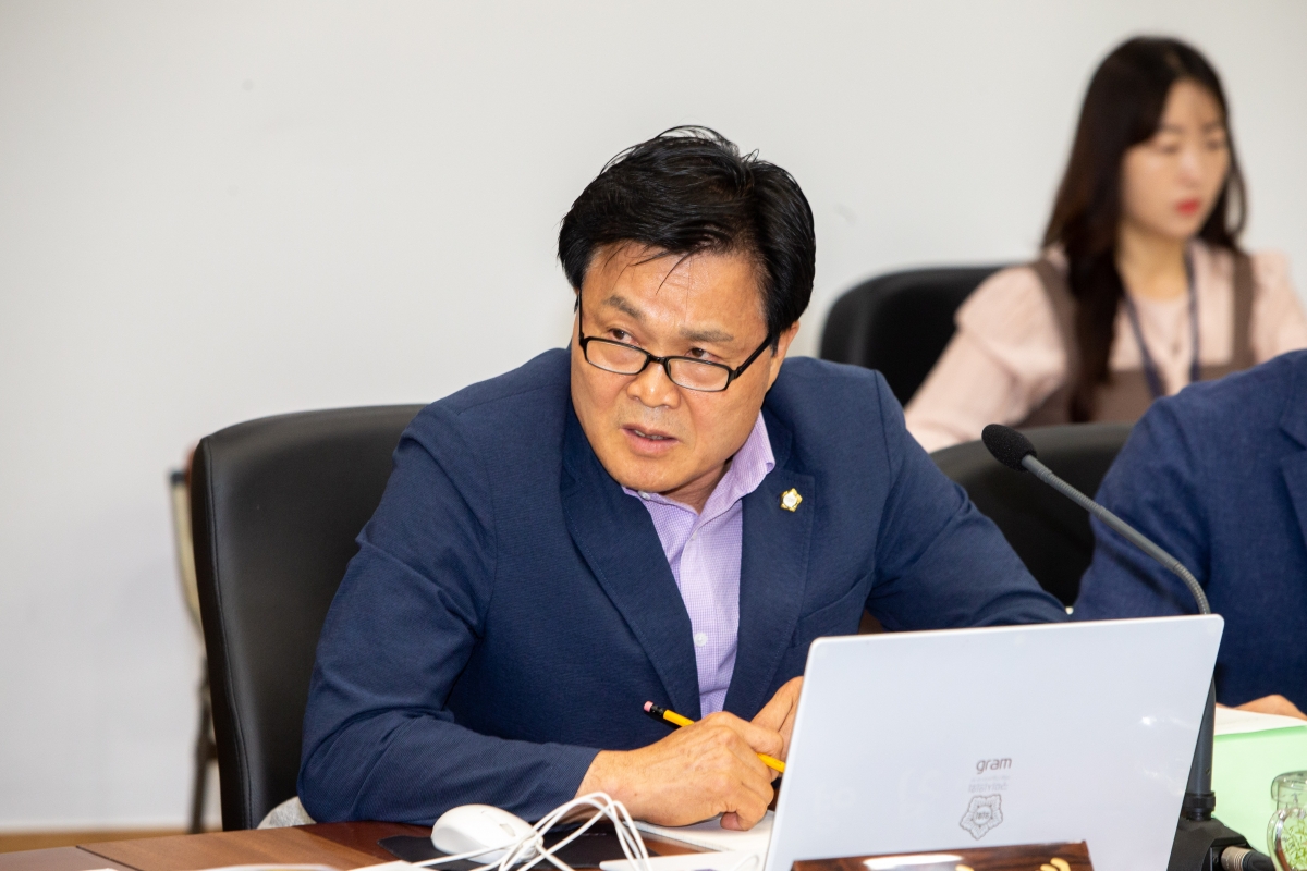 20230607-074[_P7U4633-제268회 정례회 산업건설위원회 소관 2023년도 행정사무감사 활동.JPG