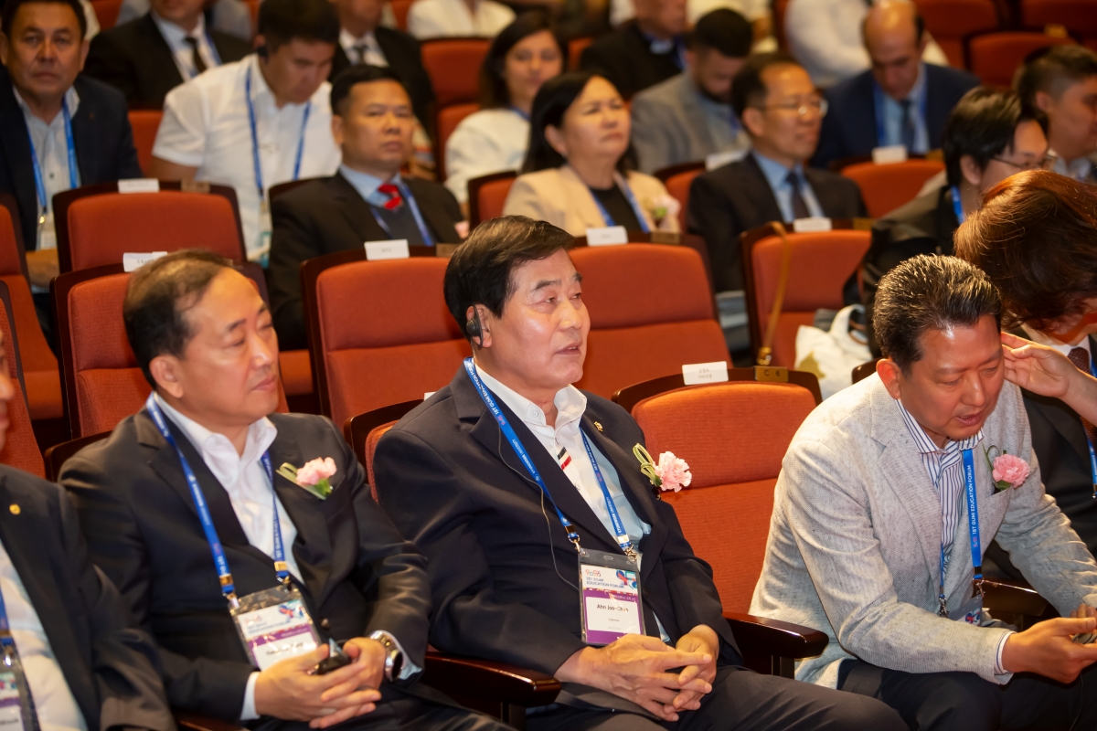 20230620-011[_P7U6126-한-아시아 교육협력 발전방안 모색 제1회 구미 K-TVET 포럼 개최.jpg