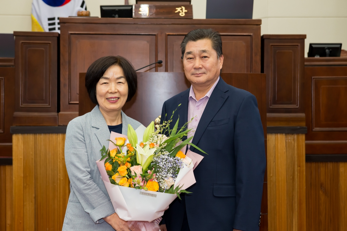 20230623-078[_P7U6650-전명희 의회사무국장 퇴임식.JPG