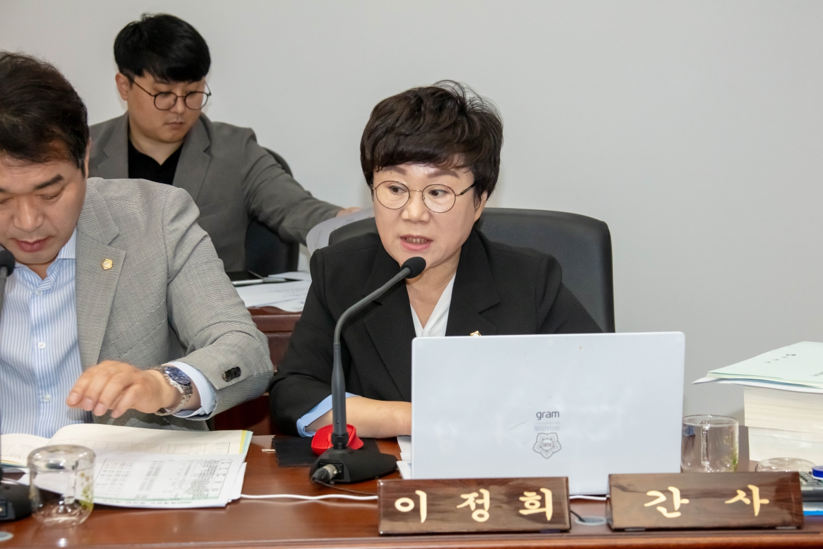 20230621-004[IMG_5514-제268회 정례회 예산결산특별위원회 2022회계연도 세입·세출 결산 승인안 심사활동.JPG