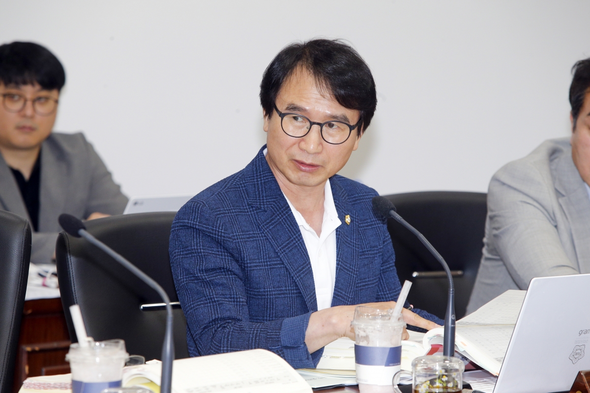 20230621-033[_P7U6337-1-제268회 정례회 예산결산특별위원회 2022회계연도 세입·세출 결산 승인안 심사활동.jpg