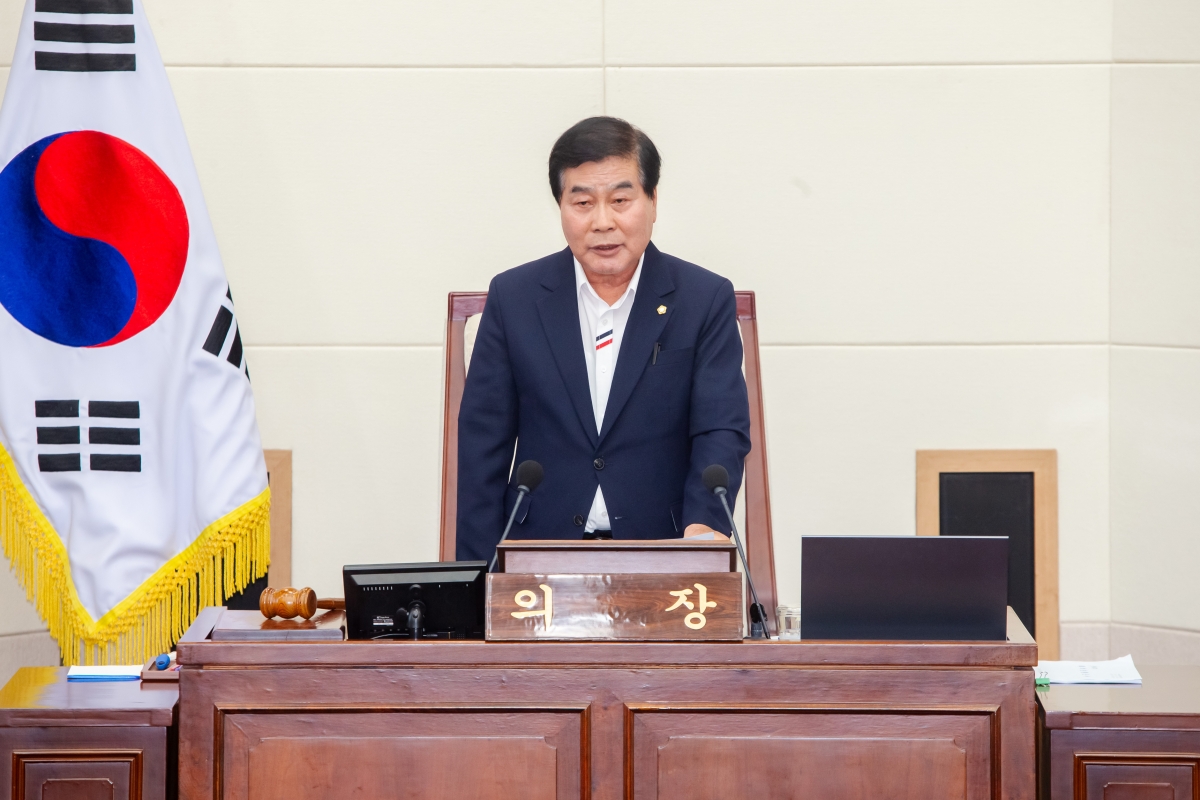 20230713-011[_P7U8655-제269회 임시회 제2차 본희의시 안주찬 의장 회의주재.JPG