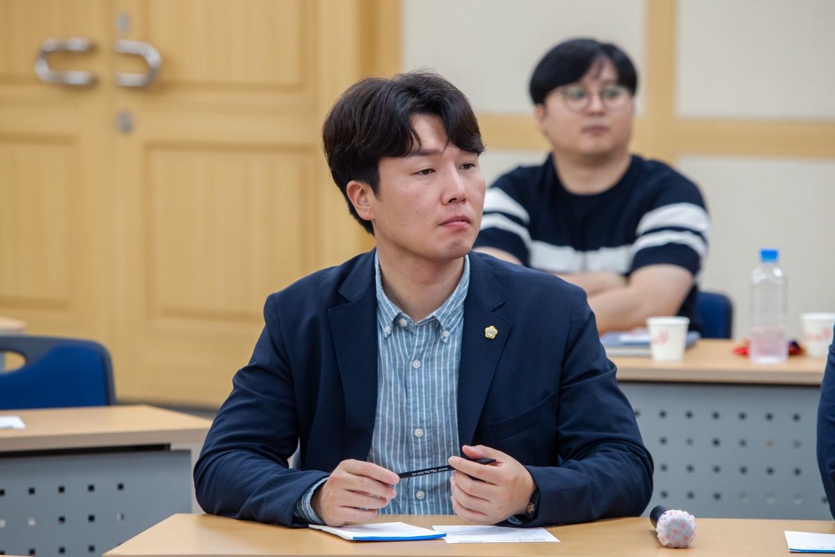 20230727-016[_P7U9187-의원연구단체 청인심 김요한 박사 초청 세미나.JPG