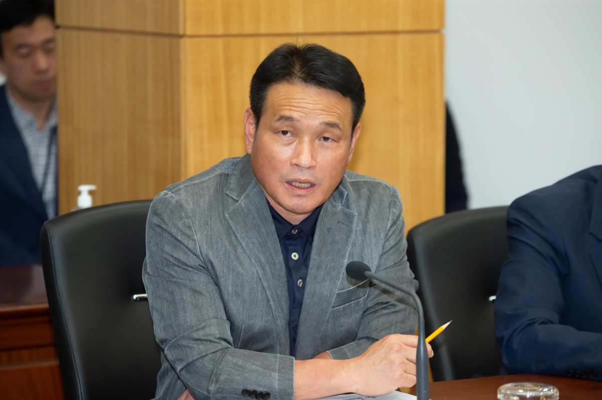 20230808-010[_P7U9768-폐회중 산업건설위원회 제6호 태풍 카눈 북상으로 인한 대처계획의 건 청취.JPG