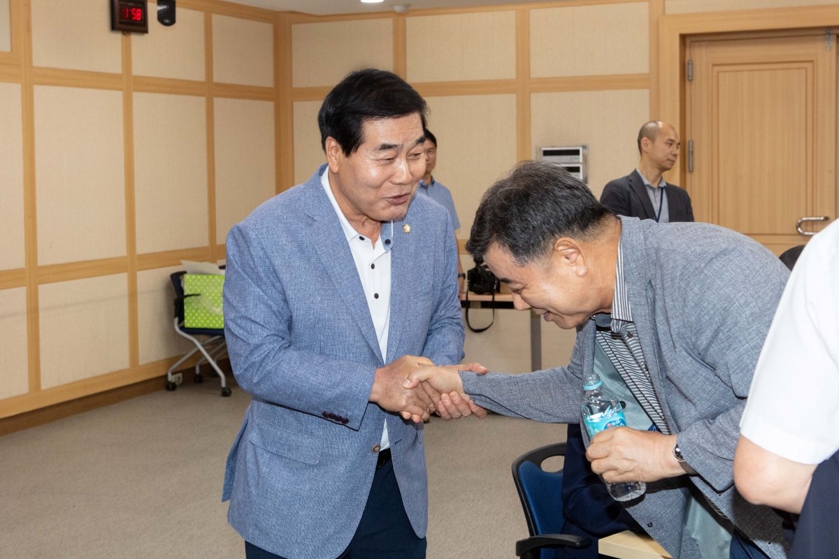 20230814-001[IMG_5818-재)구미시장학재단 장학금 기탁식.jpg