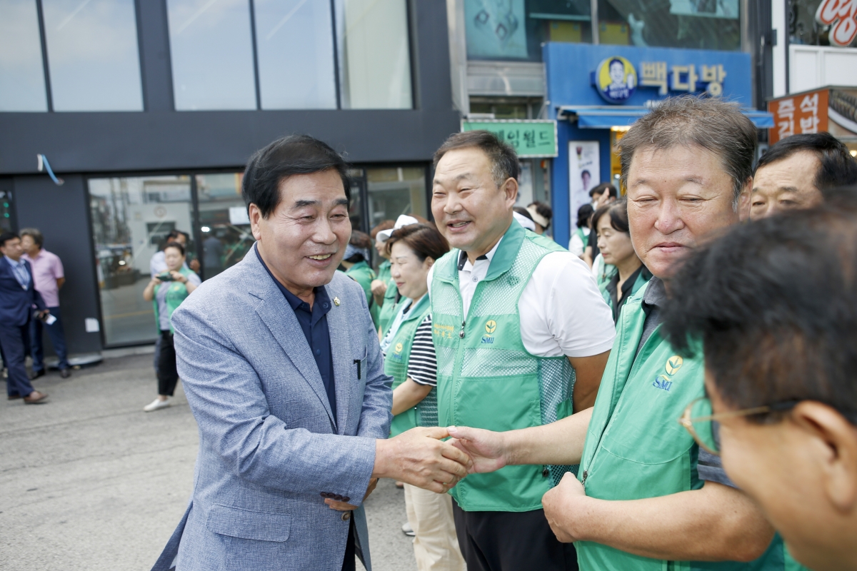 20230815-001[_P7U0296-1-제78주년 광복절 기념 태극기달기 캠페인.jpg