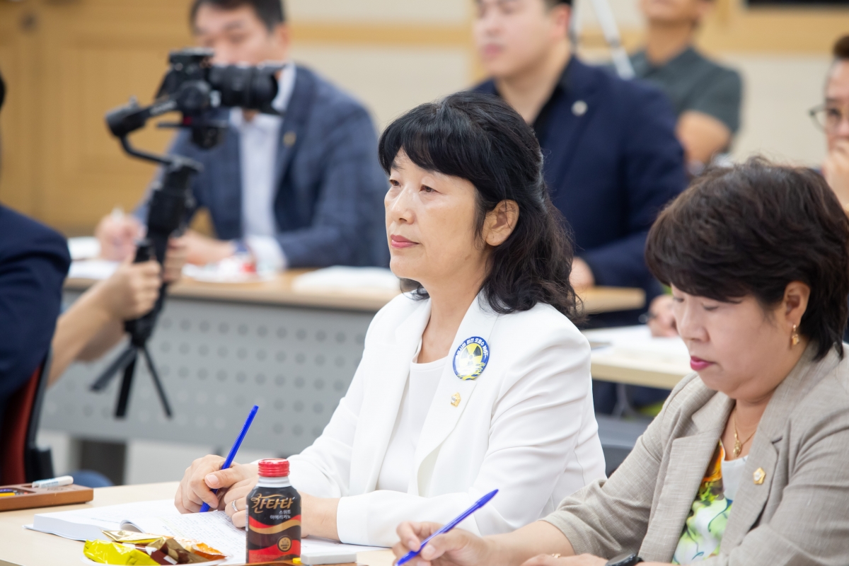 20230901-041[_P7U1540-의원연구단체 자치법규 연구회 최종보고회.JPG