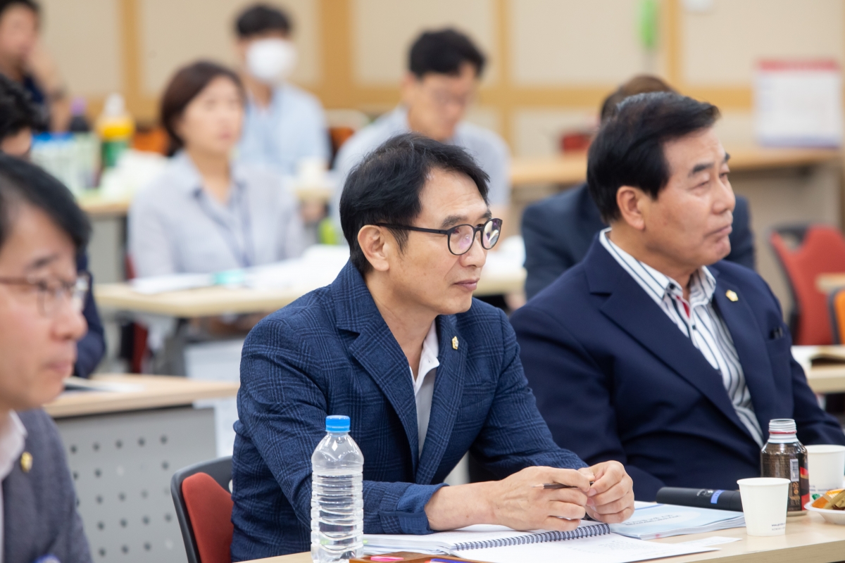 20230901-032[_P7U1518-의원연구단체 자치법규 연구회 최종보고회.JPG