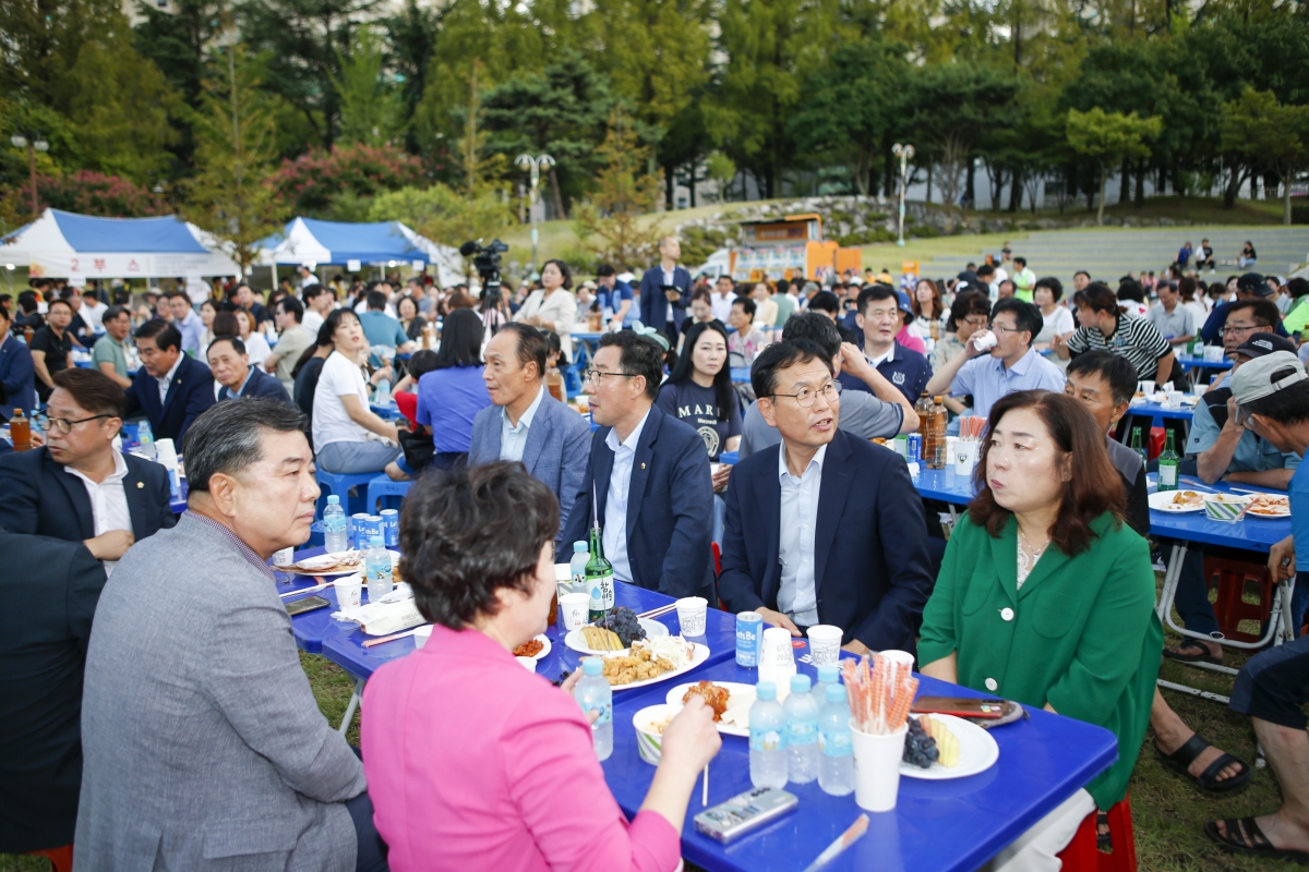 20230901-078[_P7U1639-1-2023 불우이웃돕기 성금 마련을 위한 송정동 희망 나눔 바자회.jpg