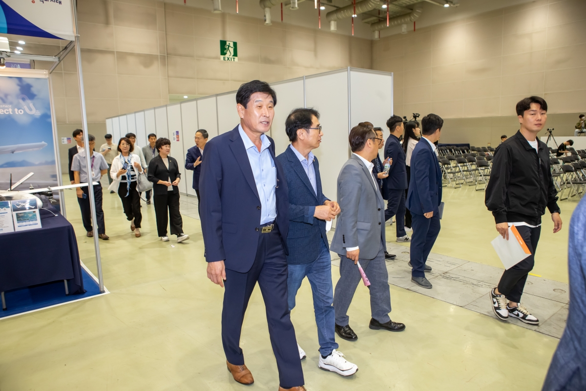 20230908-029[_P7U0022-제270회 임시회 산업건설위원회 구미디지털전자산업관(구미코) 방문활동.JPG