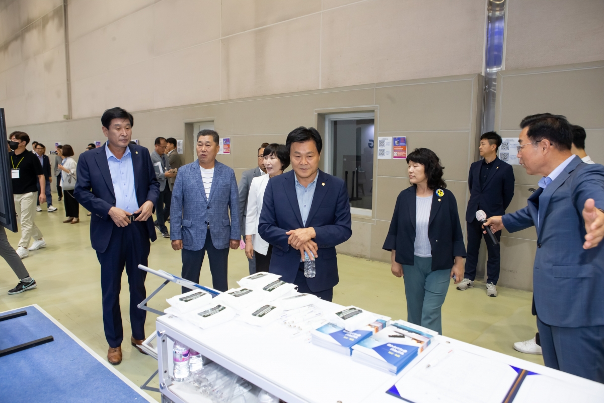 20230908-026[_P7U0018-제270회 임시회 산업건설위원회 구미디지털전자산업관(구미코) 방문활동.JPG