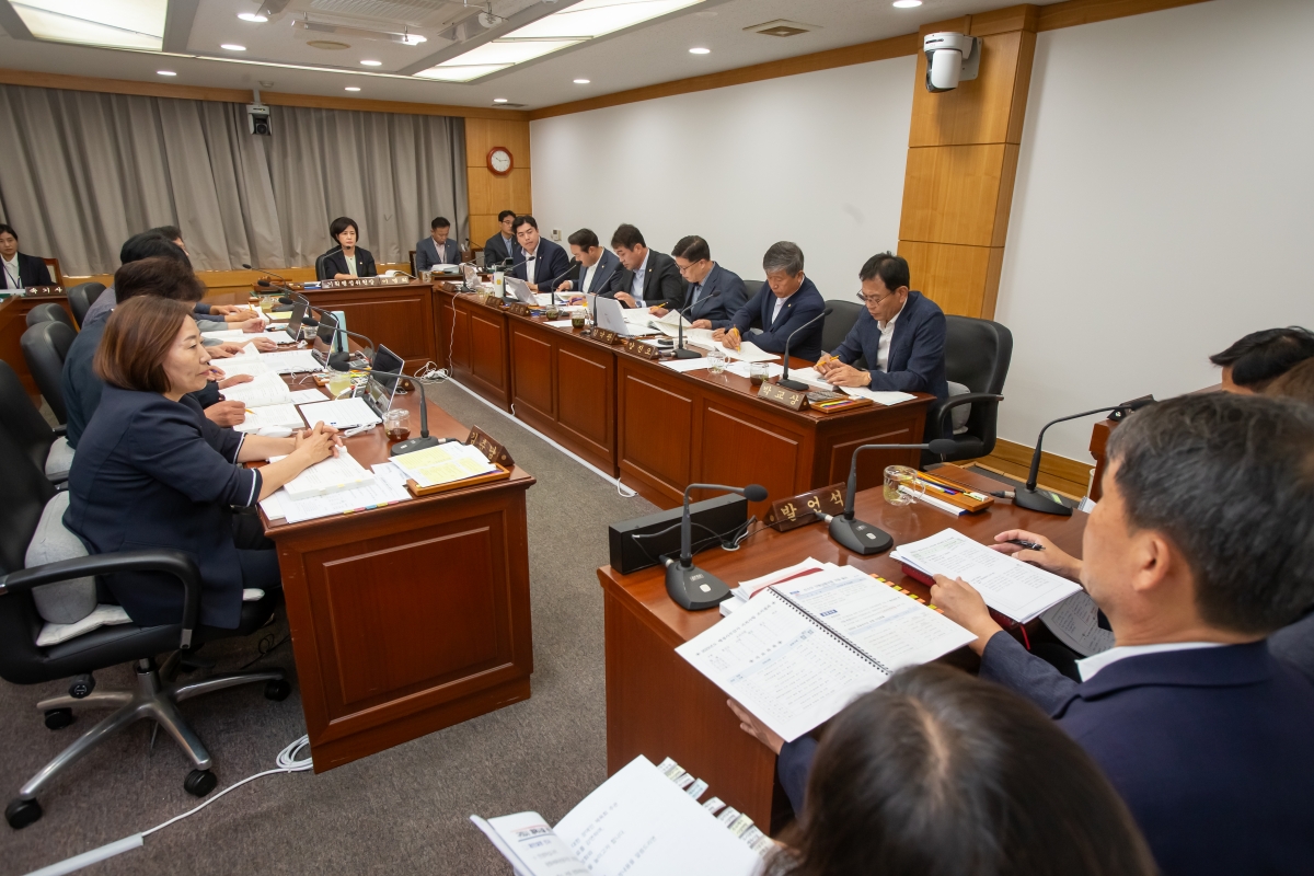 20230911-014[_P7U0215-제270회 임시회 기획행정위원회 2023년도 행정사무감사 지적사항 조치결과 보고.JPG