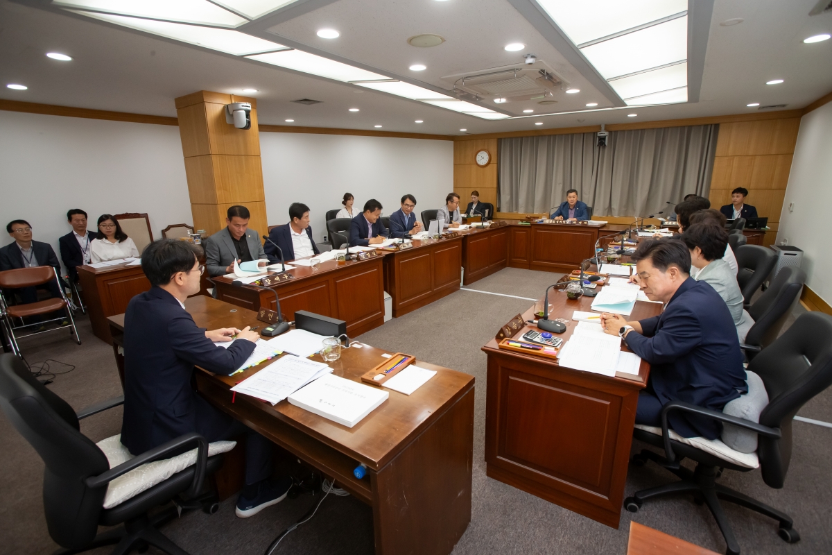 20230911-031[_P7U0242-제270회 임시회 산업건설위원회 2023년도 행정사무감사 지적사항 조치결과 보고.JPG