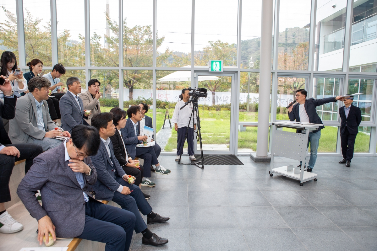 20230913-005[_P7U0525-제270회 임시회 기획행정위원회 구미영상미디어센터 현장방문.JPG
