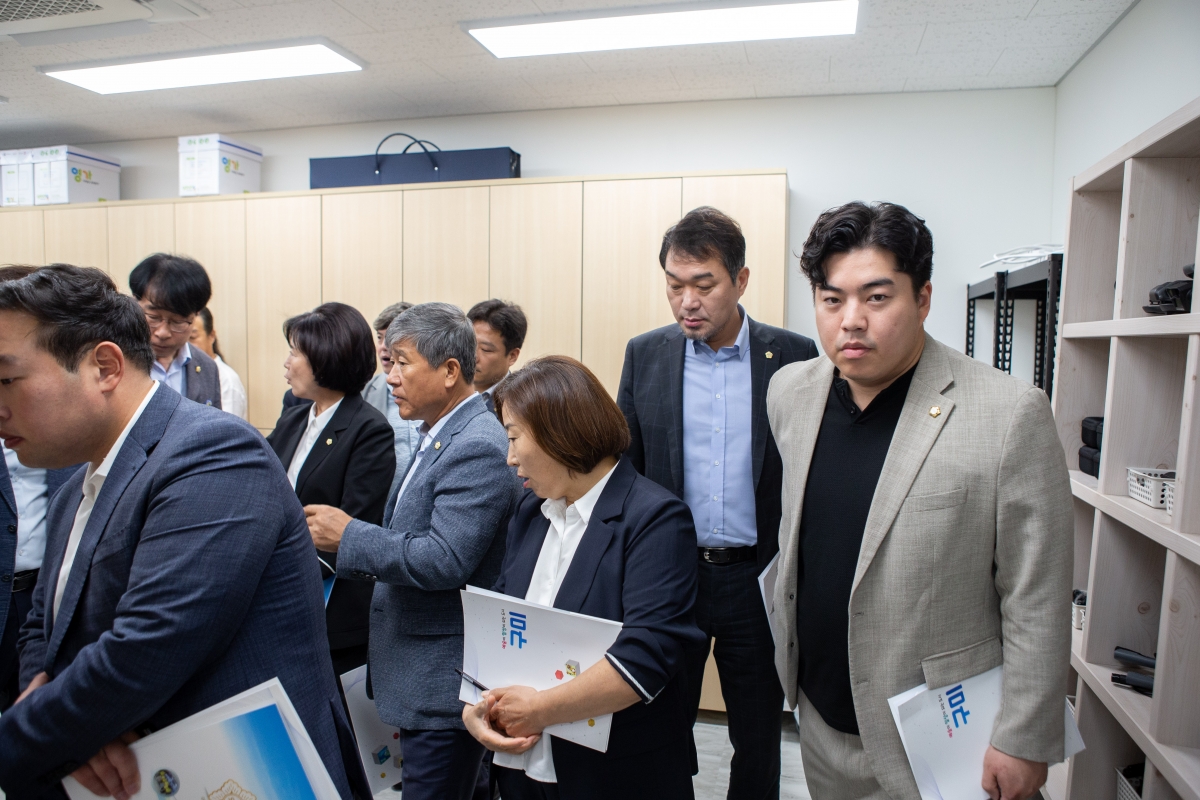 20230913-014[_P7U0556-제270회 임시회 기획행정위원회 구미영상미디어센터 현장방문.JPG