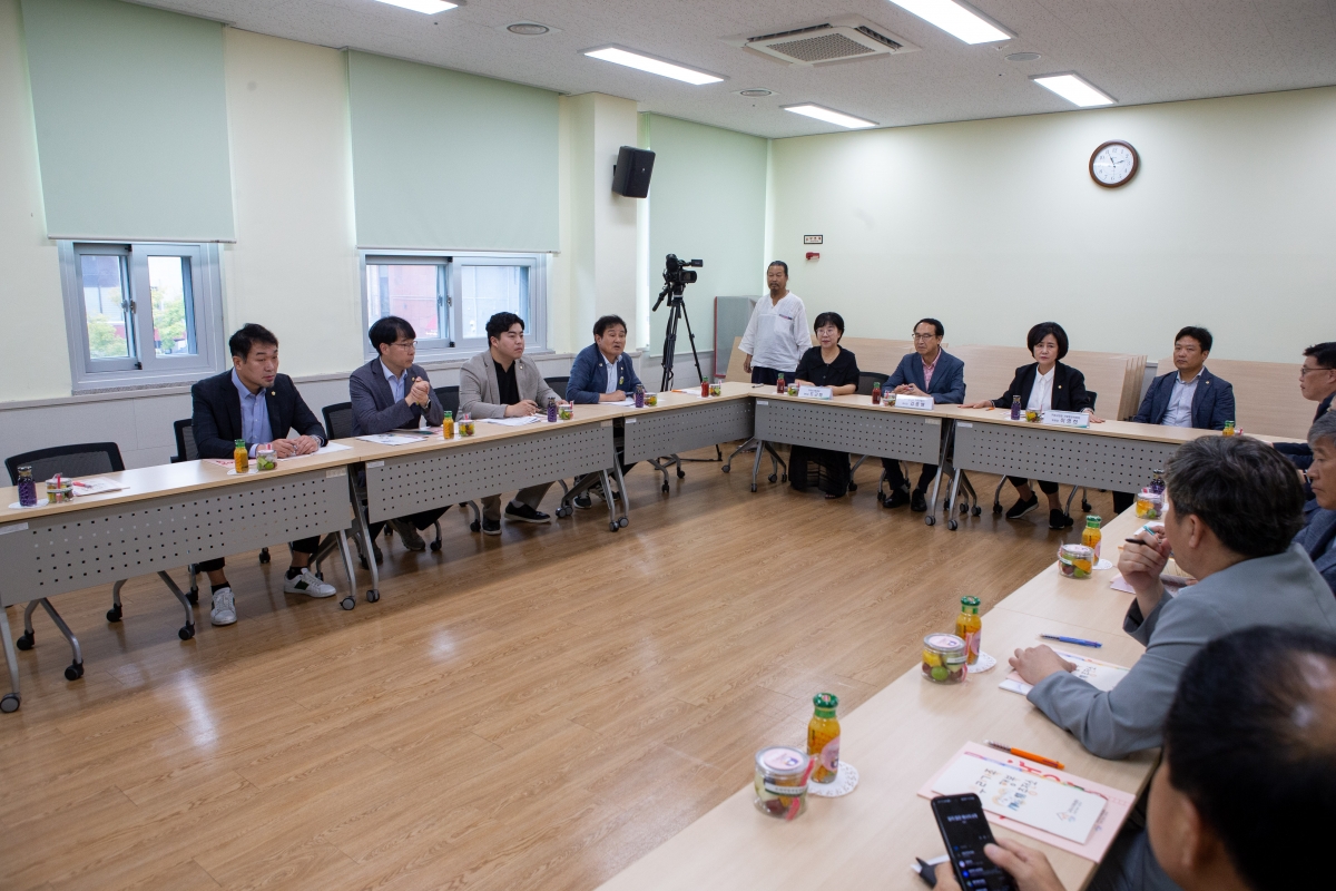 20230913-038[_P7U0629-제270회 임시회 기획행정위원회 구미시 가족행복플라자 현장방문.JPG