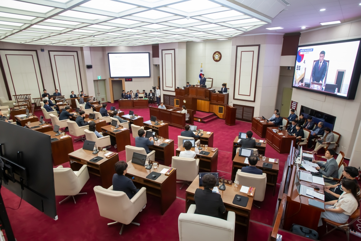 20230914-010[_P7U0852-제270회 임시회 제2차 본회의시 장세구 부의장 회의주재.JPG