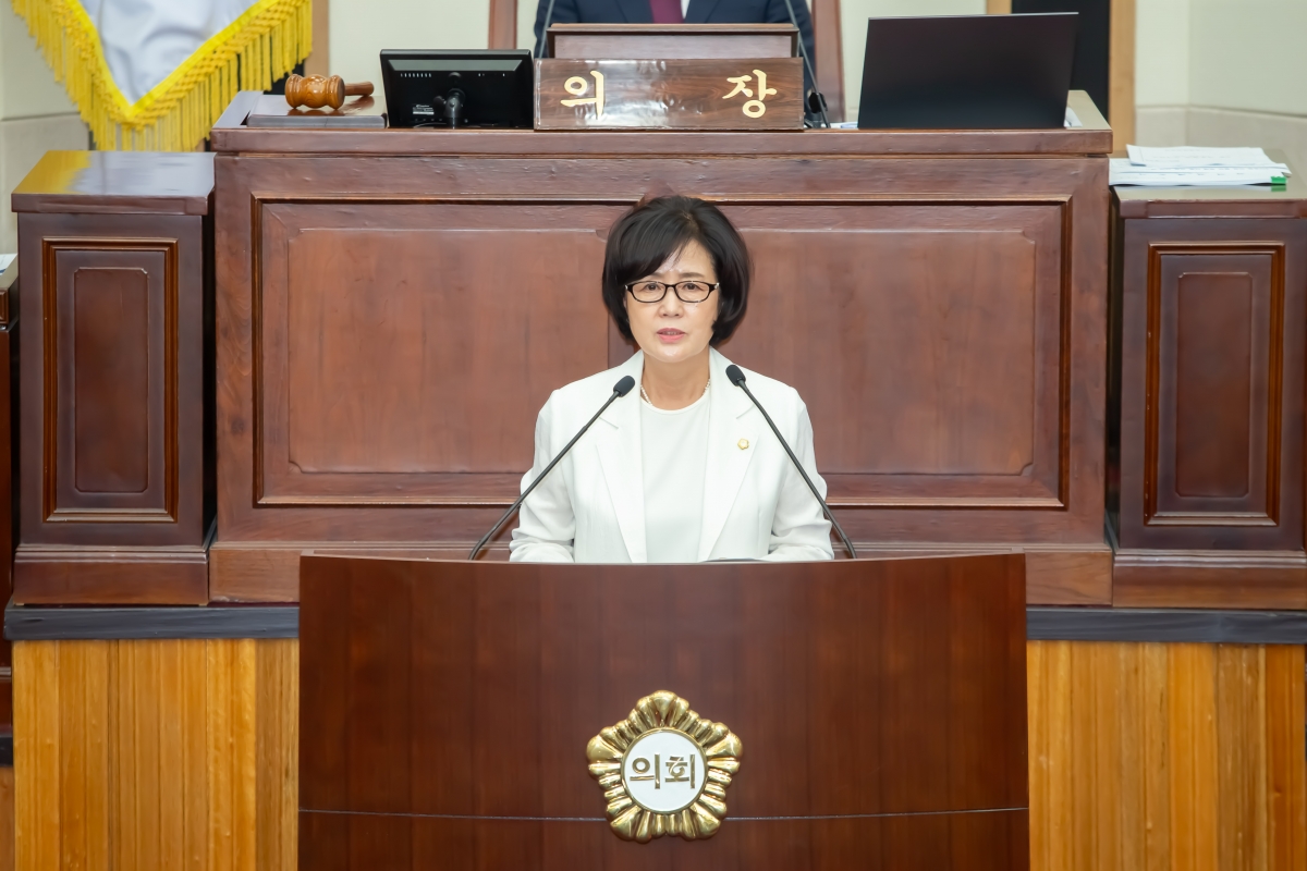 20230914-017[_P7U0756-제270회 임시회 제2차 본회의시 이명희 의원 5분 자유발언.JPG