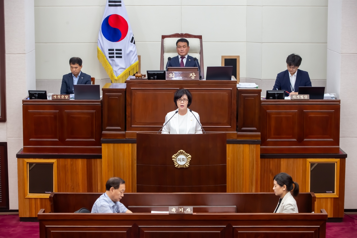 20230914-019[_P7U0763-제270회 임시회 제2차 본회의시 이명희 의원 5분 자유발언.JPG