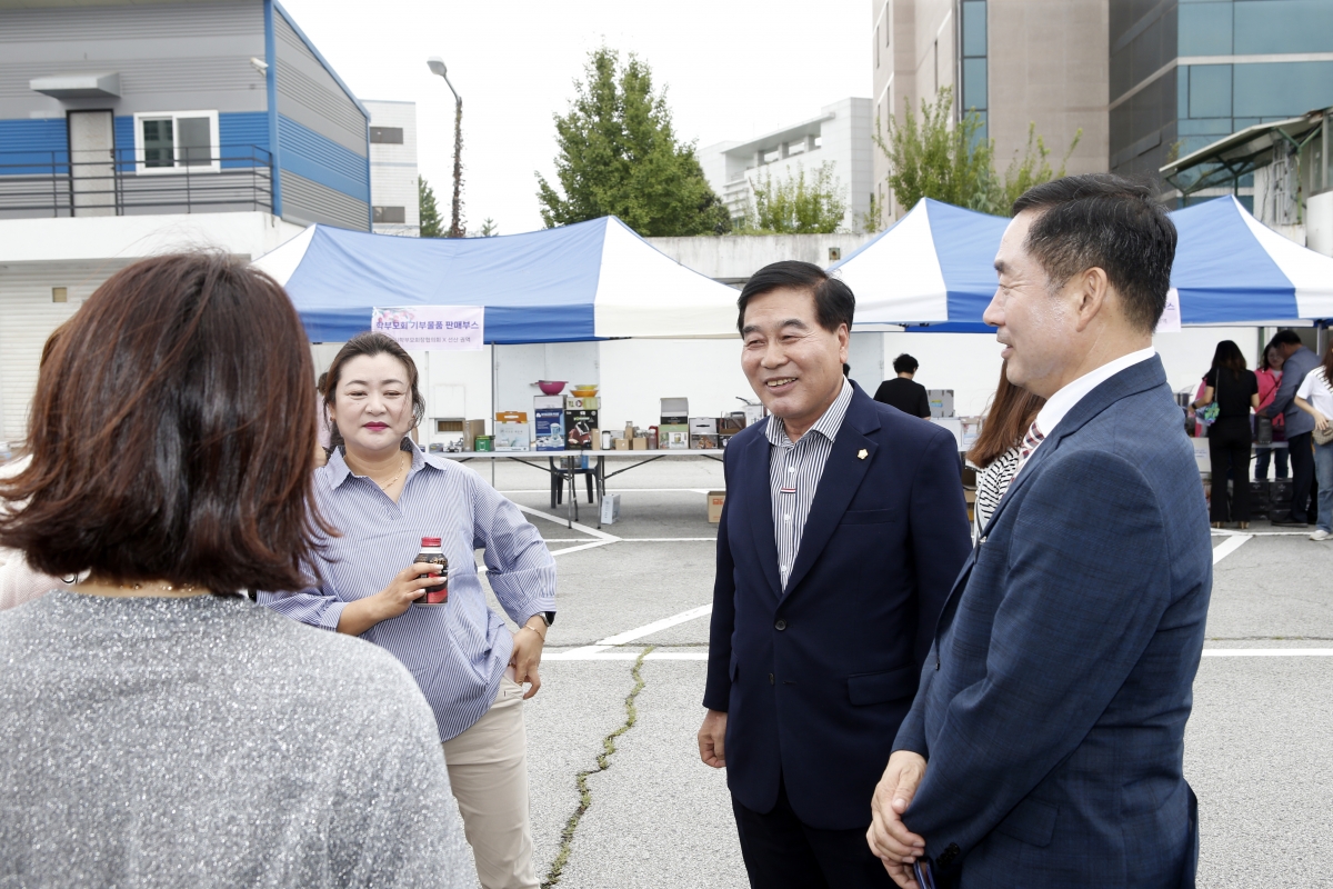 20230916-013[_P7U1154 복사-구미시 102학교 학부모 바자회 행사.jpg