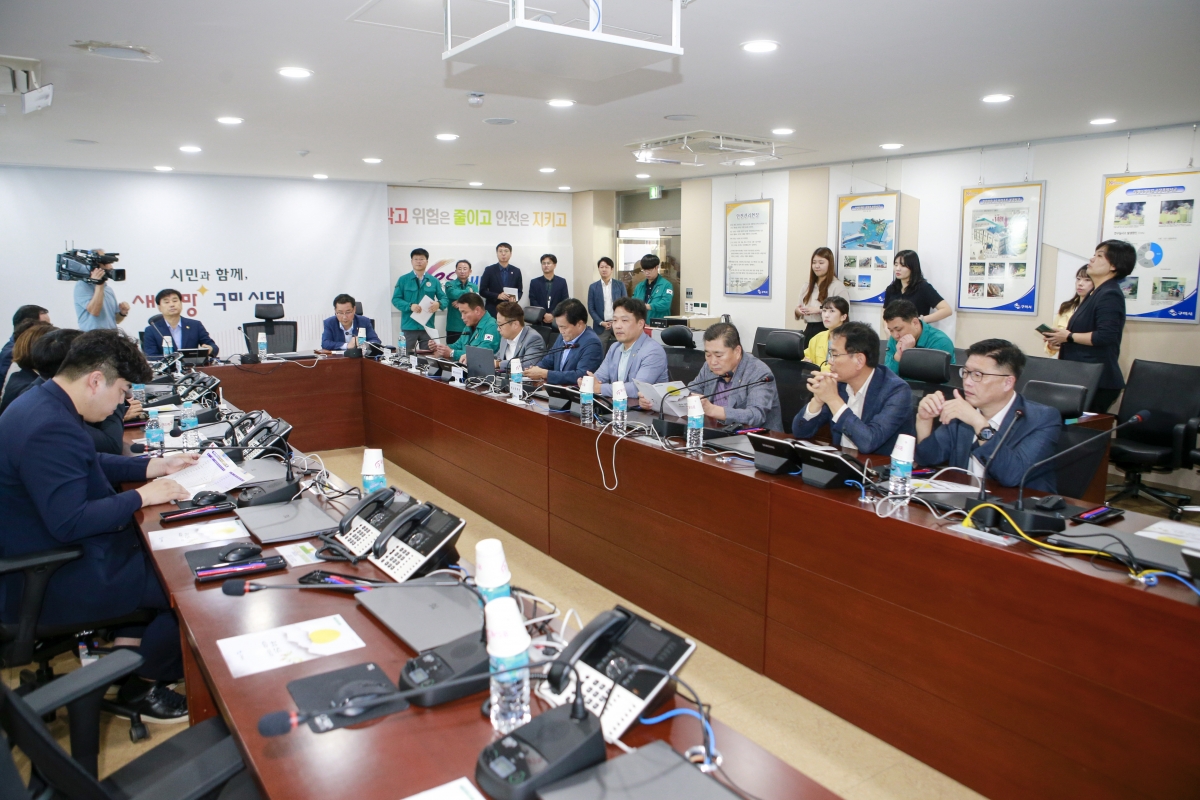 20230928-005[_P7U2308-1-추석맞이 구미시청 재난안전상황실 방문 격려.jpg