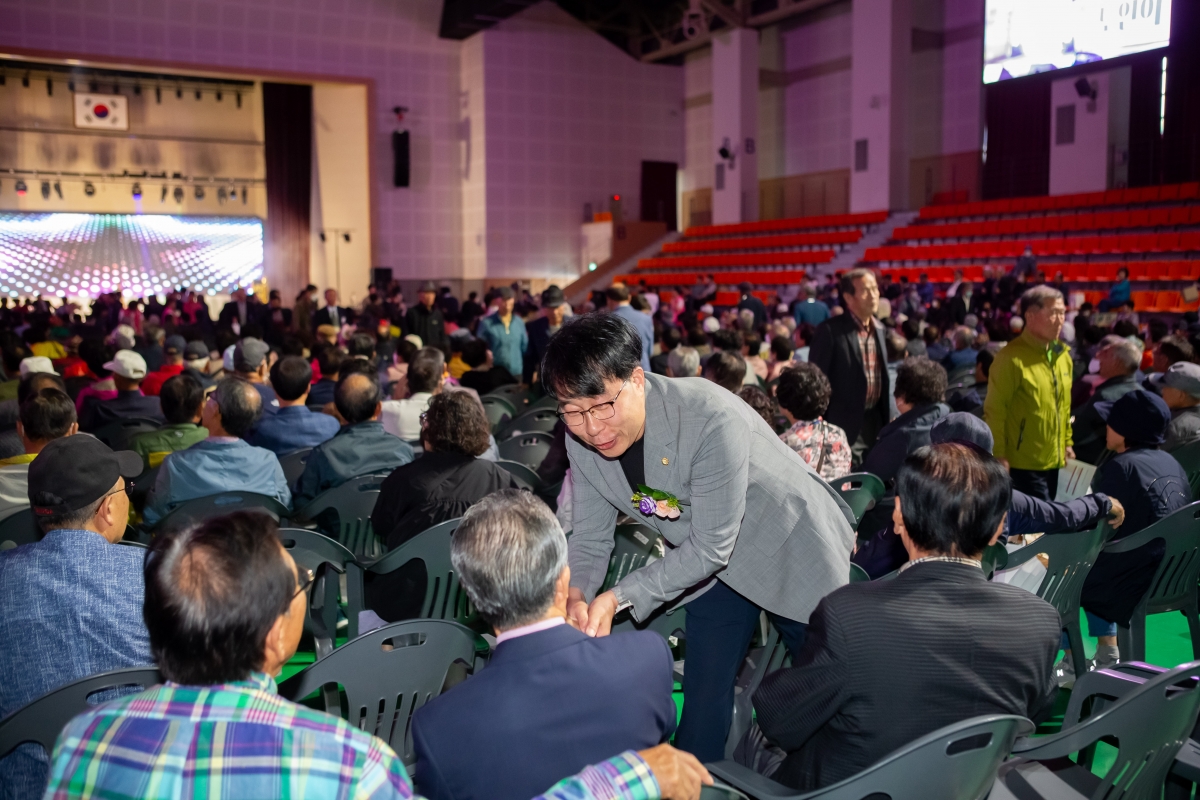 20231013-035[_P7U3746-제27회 노인의 날 기념식.JPG