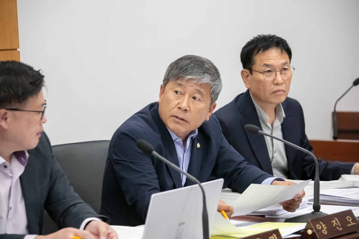 20231017-016[IMG_6889-제271회 임시회 기획행정위원회 조례안 심사활동.JPG