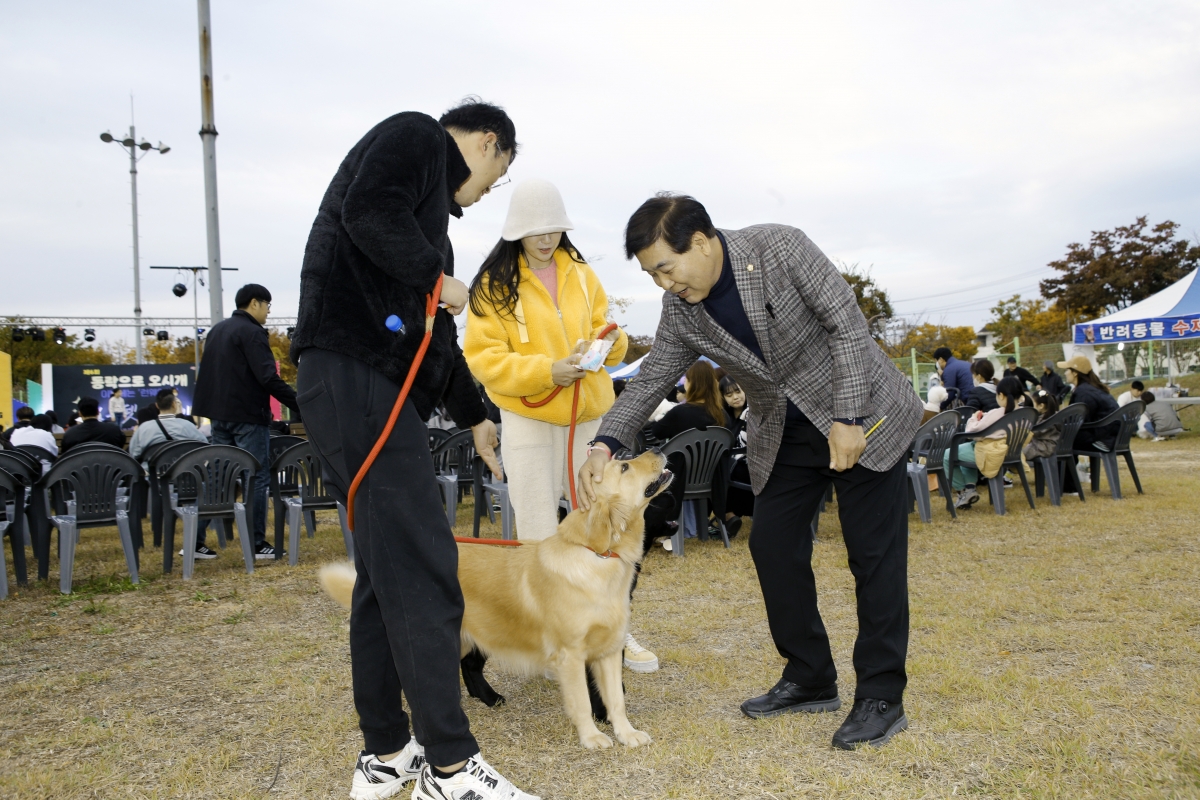 20231022-003[_P7U5283 복사-제6회 동락으로 오시개 K펫 런웨이 반려동물 문화축제.jpg