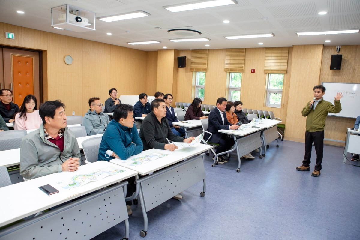 20231024-005[_P7U5676-제271회 임시회 산업건설위원회 울산광역시 태화강 국가정원 비교건학.jpg