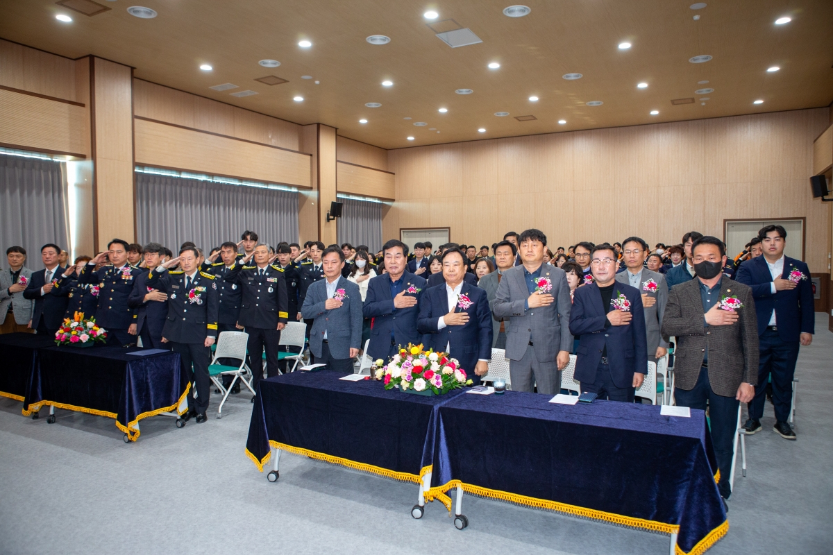 20231109-016[_P7U8083-제61주년 소방의 날 기념식.jpg