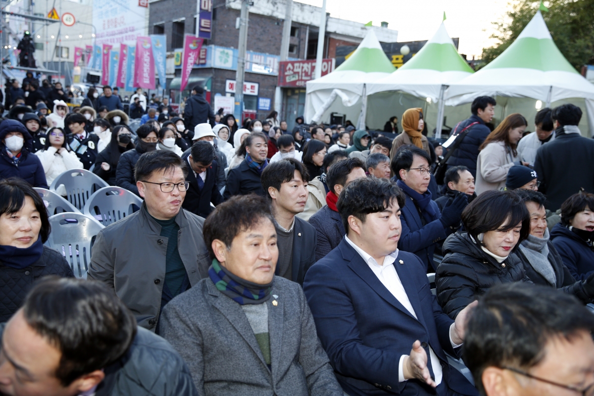 20231117-109[_P7U9266 복사-2023 구미라면 축제.jpg