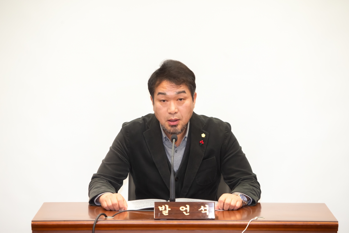 20231120-007[_P7U9484-폐회중 의회운영위원회 활동.jpg