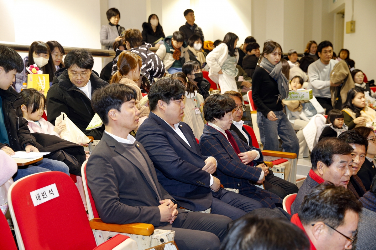 20231125-004[_P7U0525 복사-제17회 경북문화신문 어린이예술제.jpg