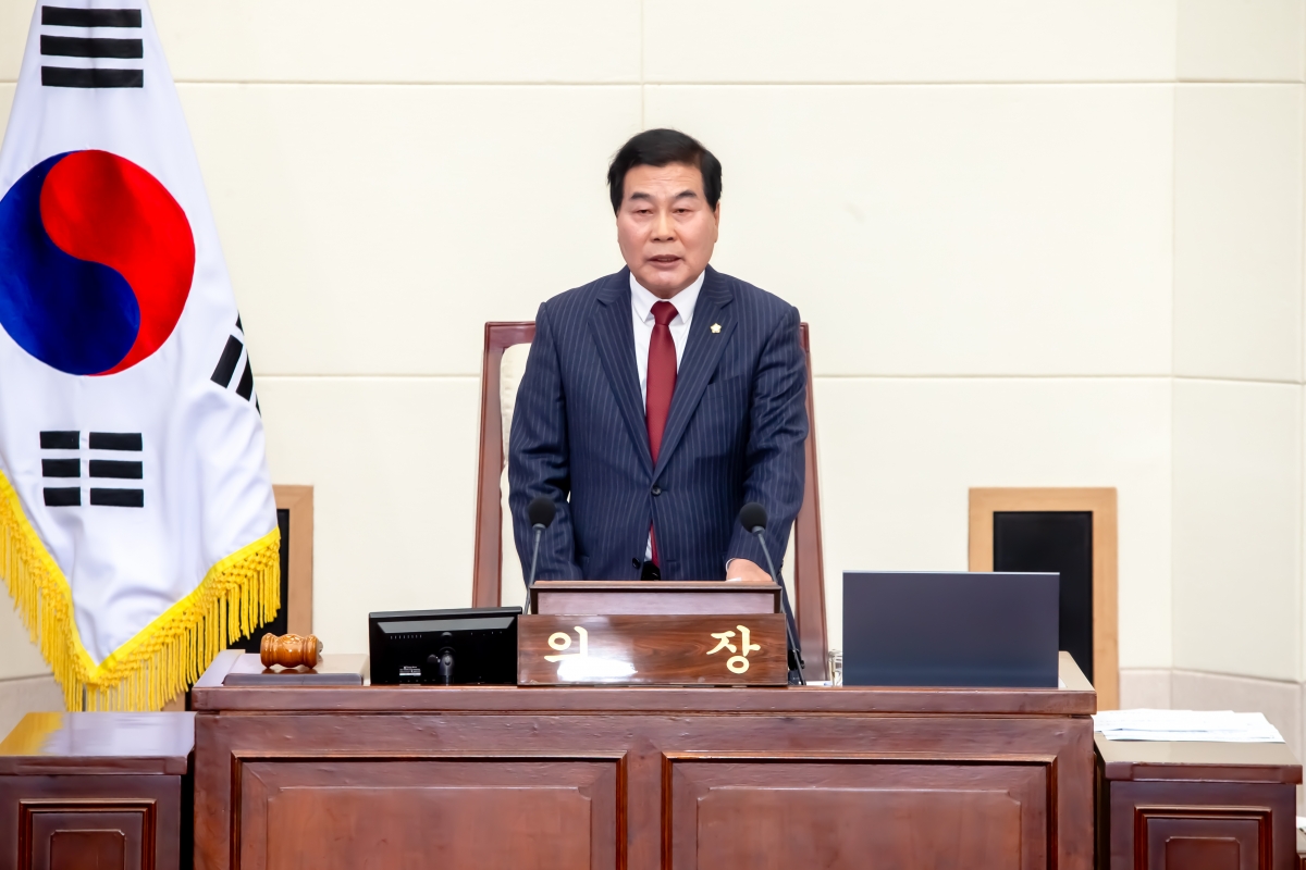 20231127-008[_P7U0636-제272회 제2차 정례회 개회식시 안주찬 의장 개회사.jpg