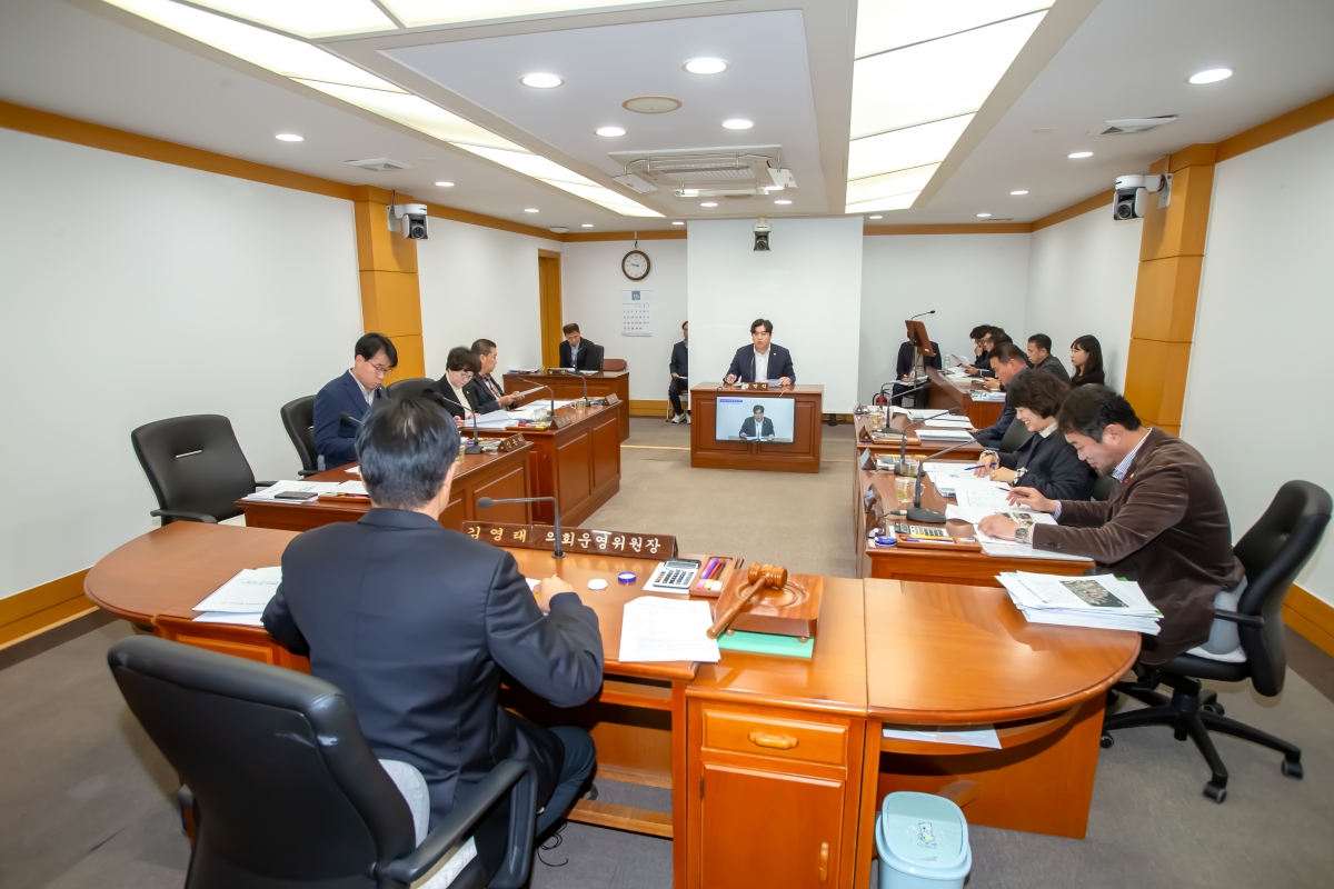 20231128-018[_P7U0771-2023년도 제3차 의원연구단체심의위원회 활동.jpg