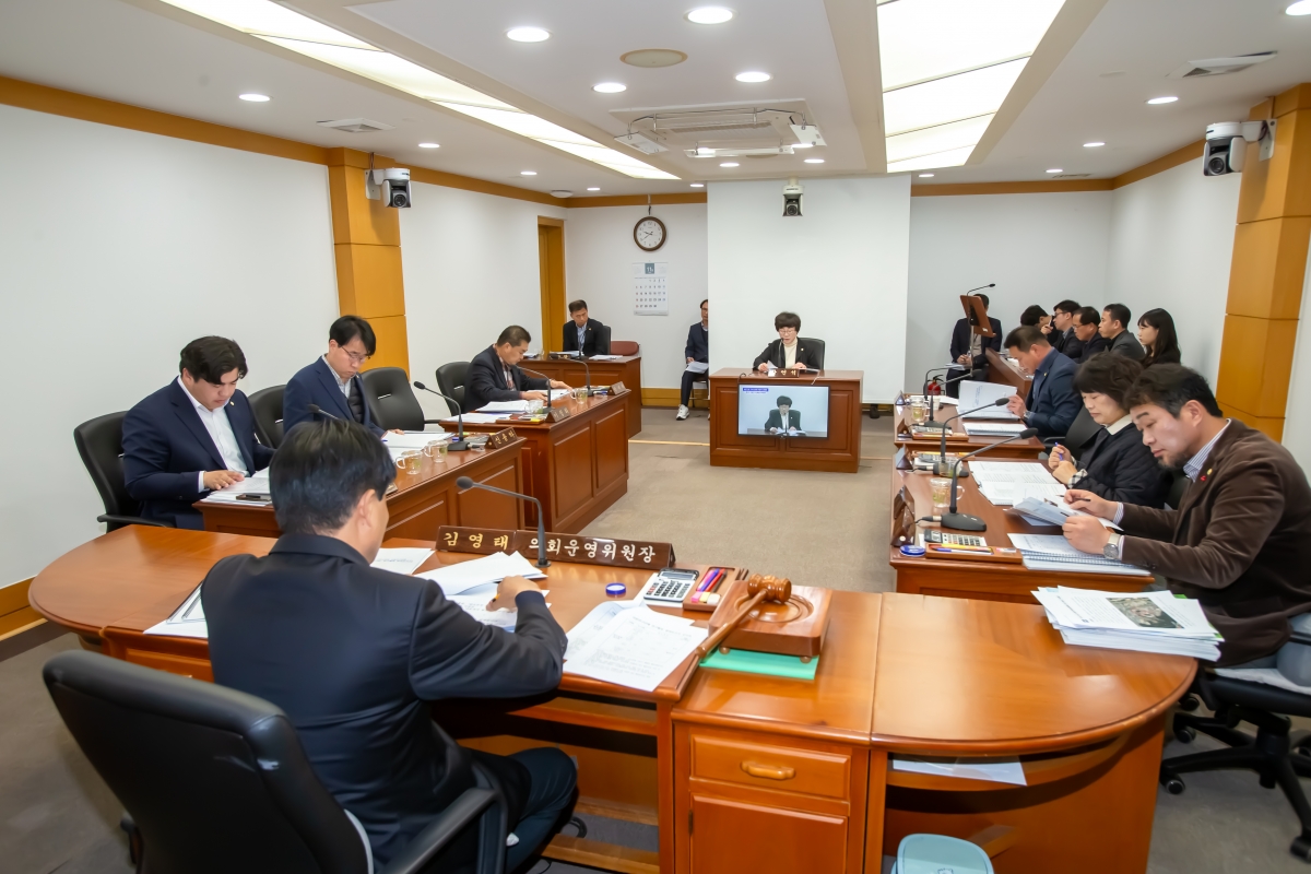 20231128-013[_P7U0755-2023년도 제3차 의원연구단체심의위원회 활동.jpg